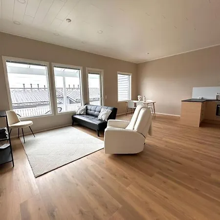 Private, Comfortable , Sauna, 2 Bedroom