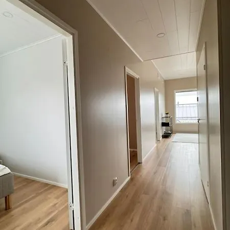 Private, Comfortable , Sauna, 2 Bedroom Διαμέρισμα *