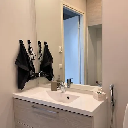 Private, Comfortable , Sauna, 2 Bedroom