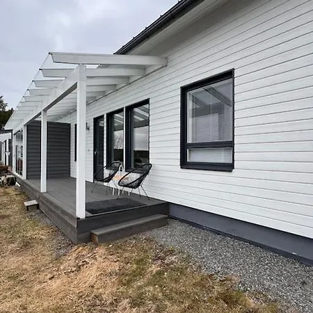 Private, Comfortable , Sauna, 2 Bedroom Lempäälä
